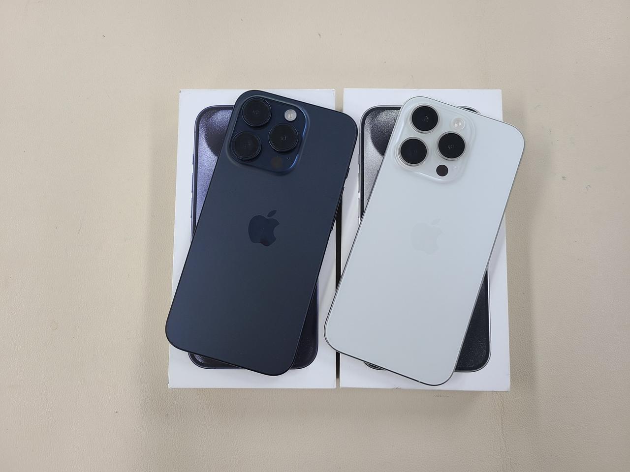 아이폰15프로 128G 256G 무잔상 상태굿 ^^