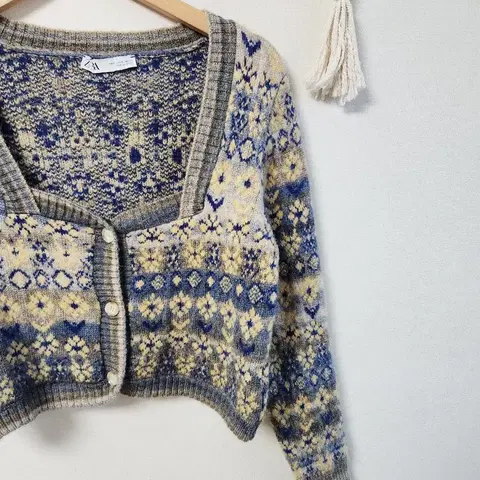 자라 에스닉 가디건 S