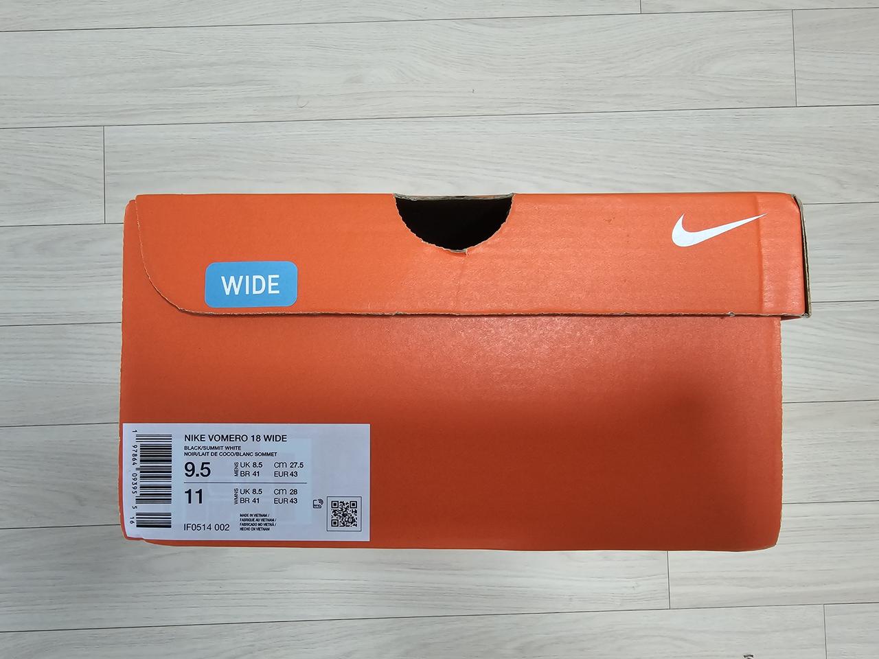 나이키 런닝화 보메로18 와이드 270 265 새제품