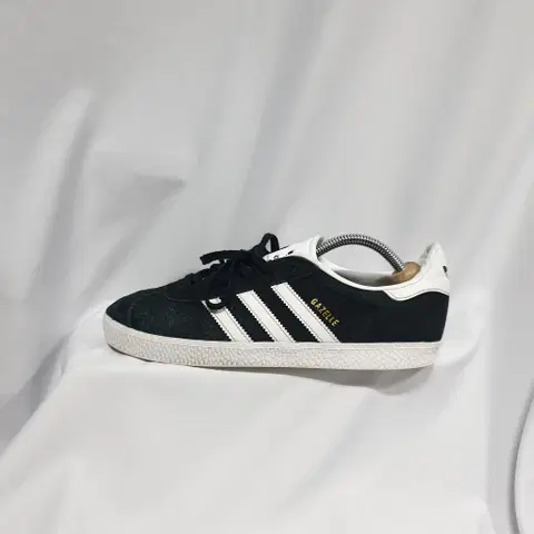 빈티지하서 250 아디다스 가젤 J 스니커즈