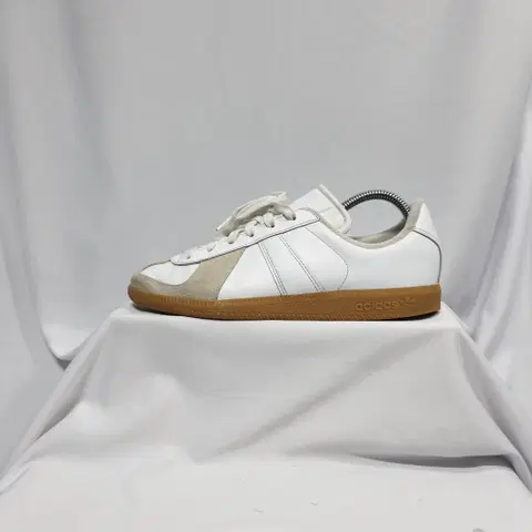 빈티지하서 260 아디다스 bw 아미 화이트 독일군 스니커즈