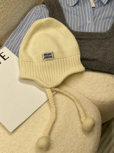 miumiu 뽀글뽀글 모자