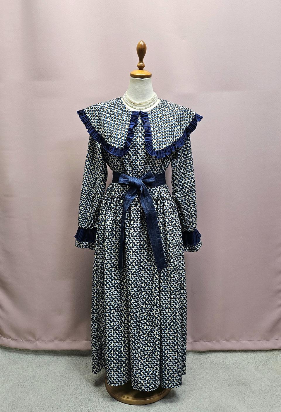 케스팅콜 서울 프릴빅카라 롱원피스