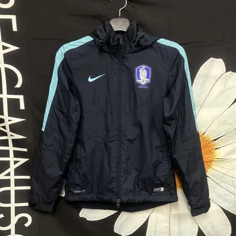 s급 나이키 어센틱 슬림형 국대바람막이 m95