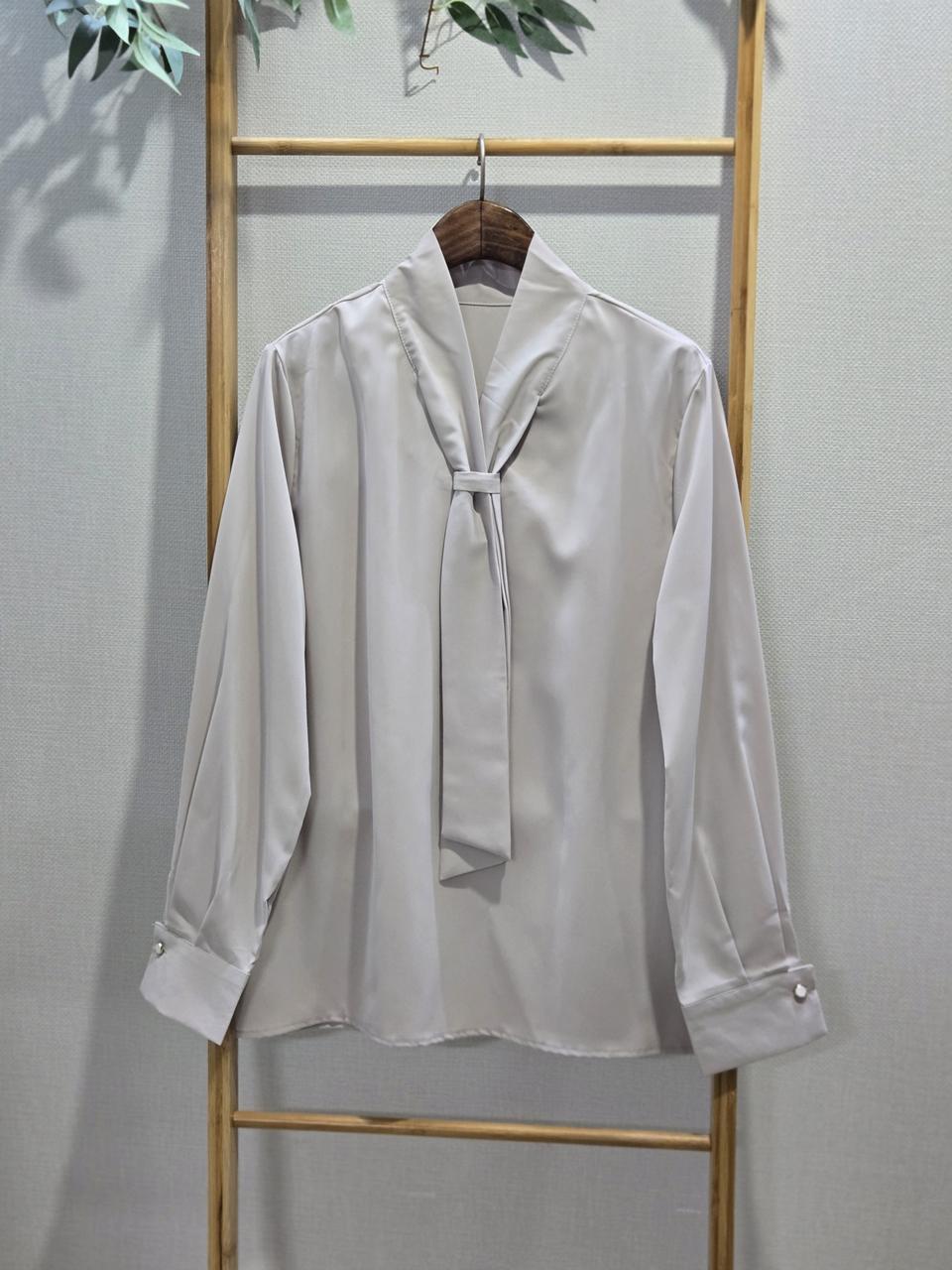 예쁜 리본 블라우스