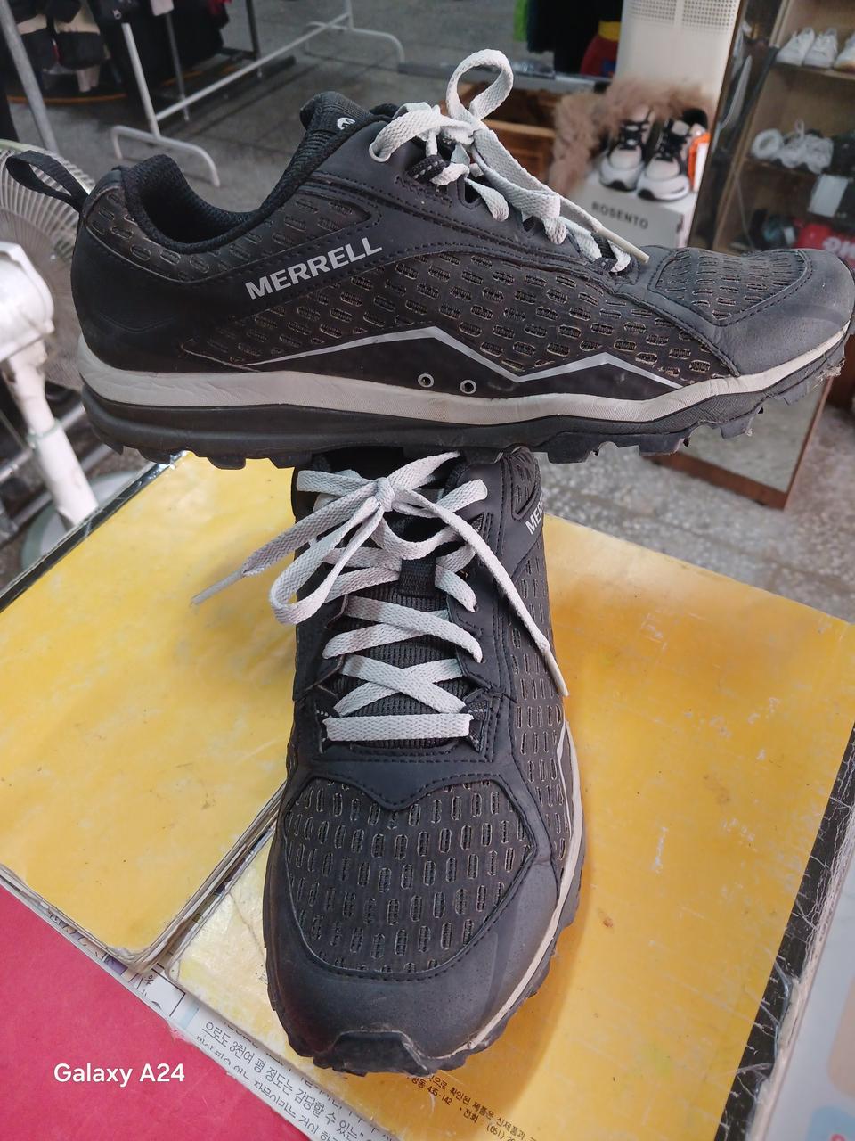 275 메렐 트레일 런닝화 (4134)