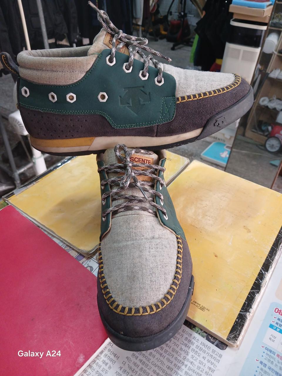 270 데상트 트레킹부츠 스니커즈 (4135)