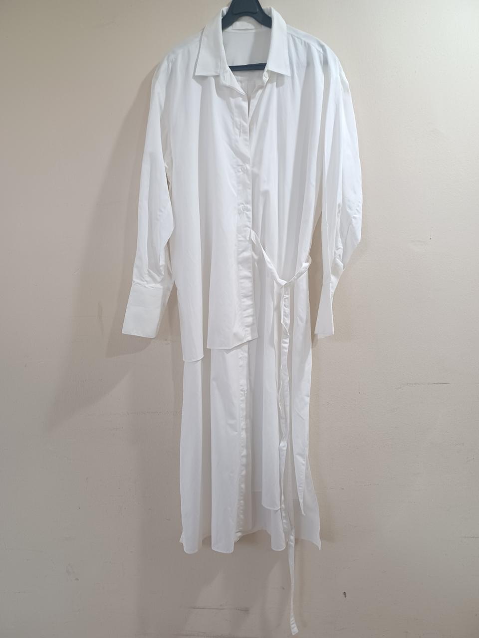 WIDA 위다 아이보리색 롱 셔츠