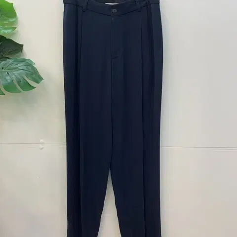 스튜디오톰보이 딥네이비 기본핏 슬랙스 28~29