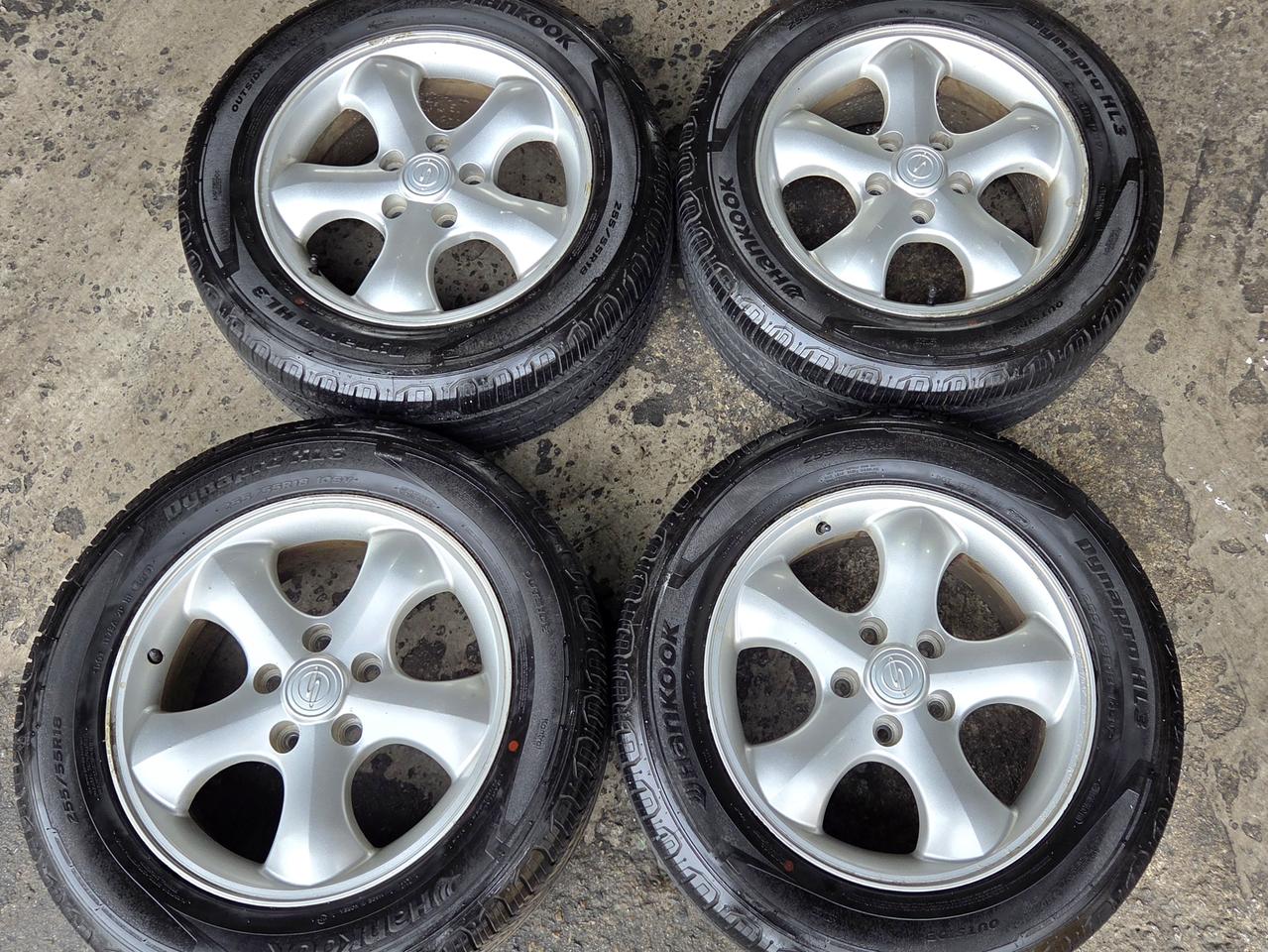 쌍용 카이런 18인치휠타이어 2555518 셋트 PCD130 팝니다