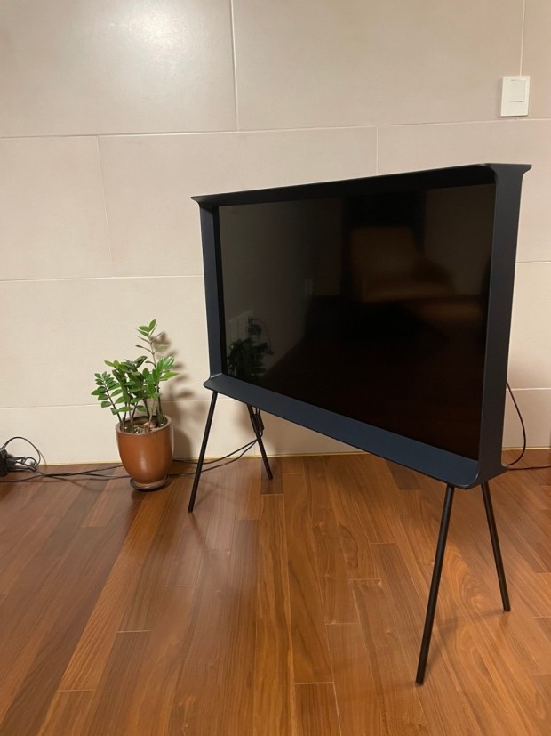 삼성 40인치 세리프 TV 다크 블루 (4K UHD)