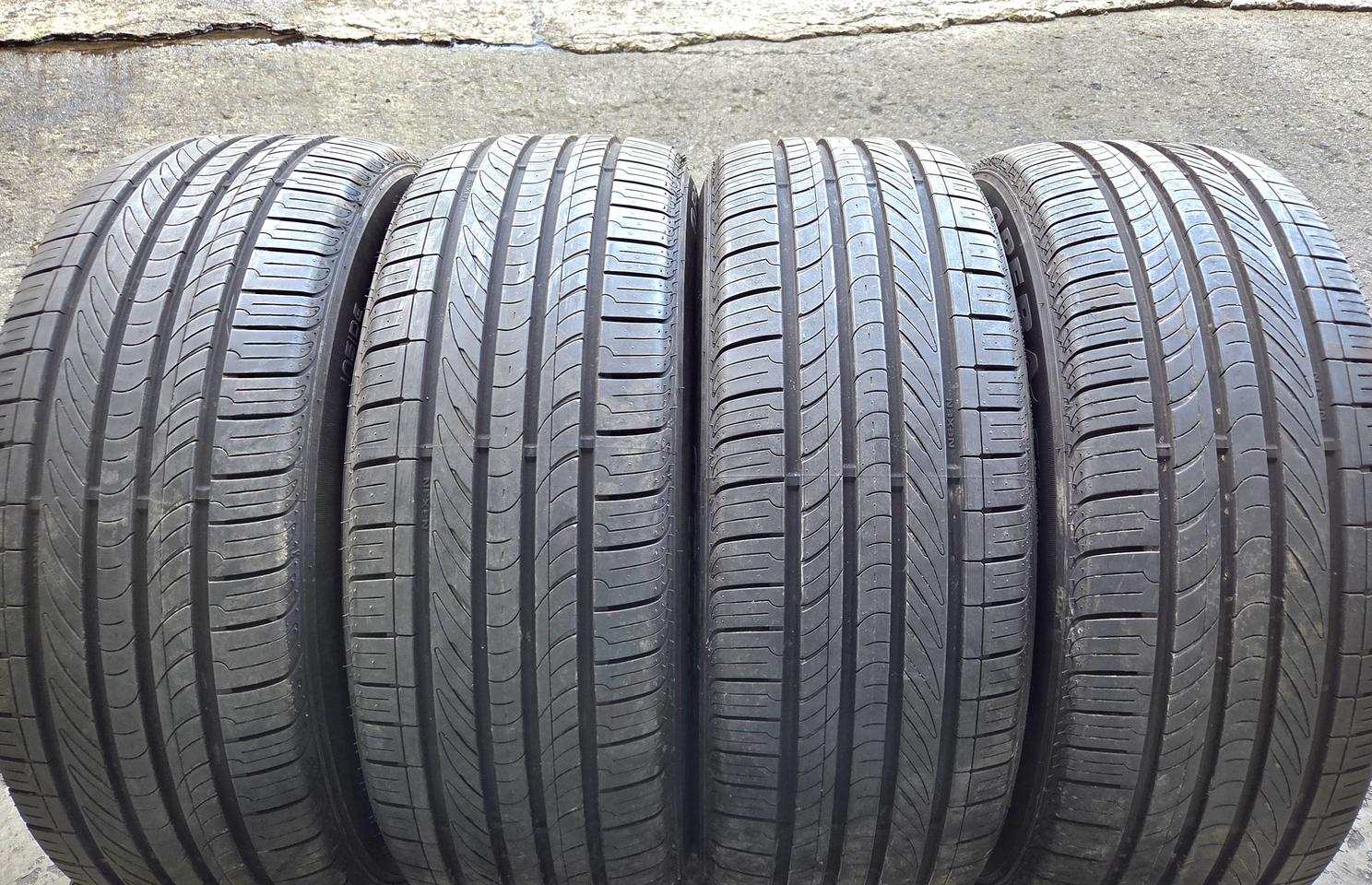 2255518 225 55 18 넥센 오페라 타이어 셋트 팝니다