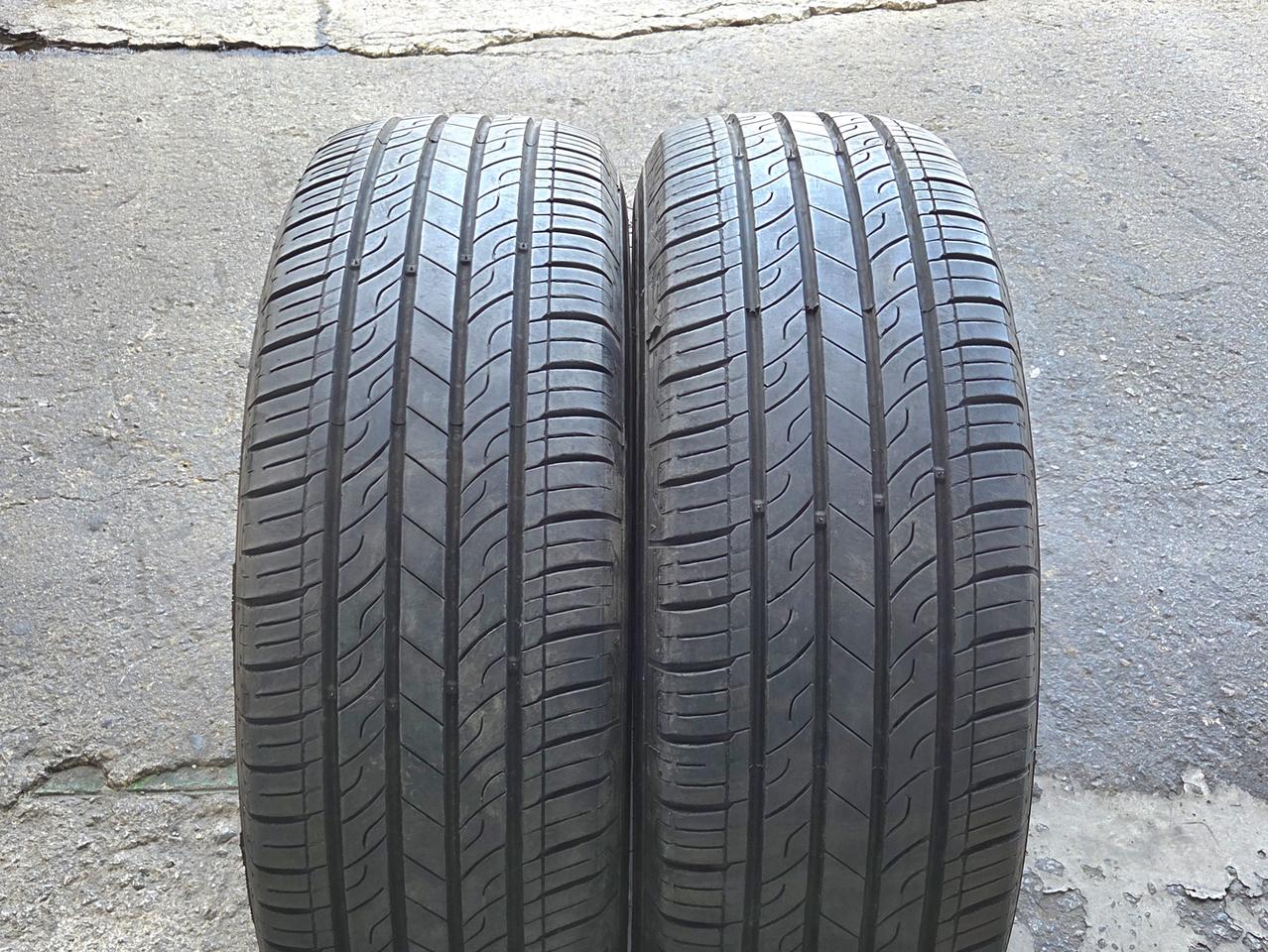 2457016 245 70 16 금호 TA21 타이어 팝니다