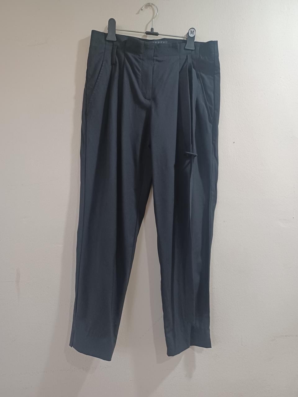 theory 띠어리 블랙 셔링 바지