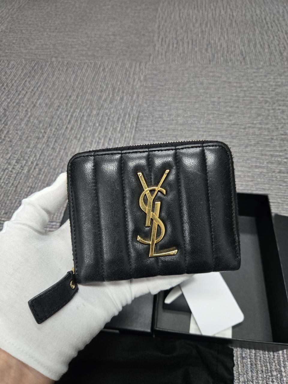 [특가][정품]입생로랑 지퍼 중지갑