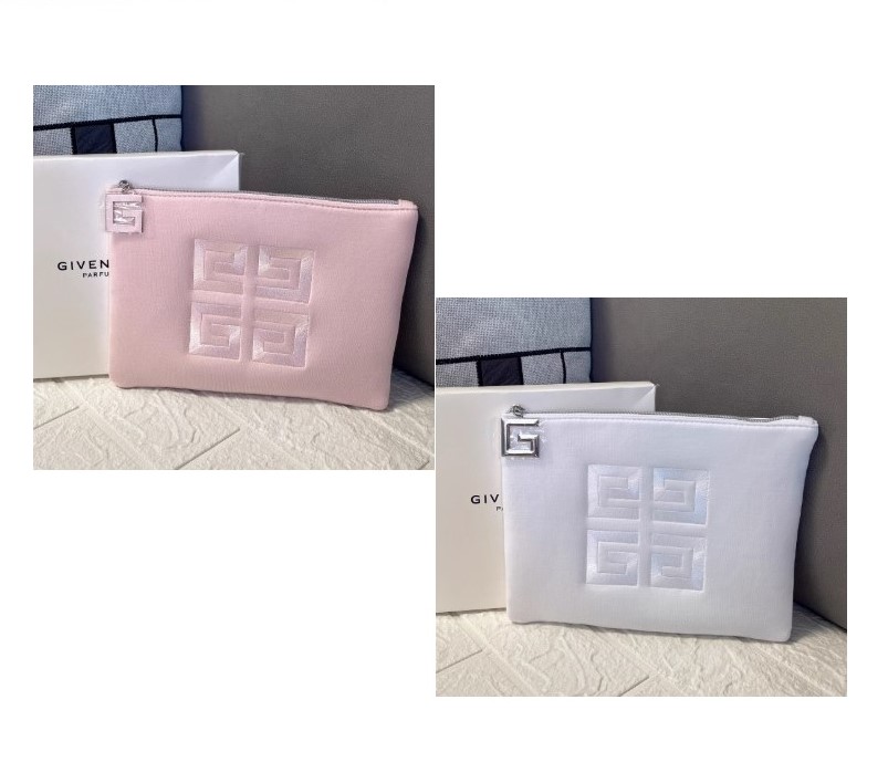 지방시 GIVENCHY 소프트 파우치 (새제품)