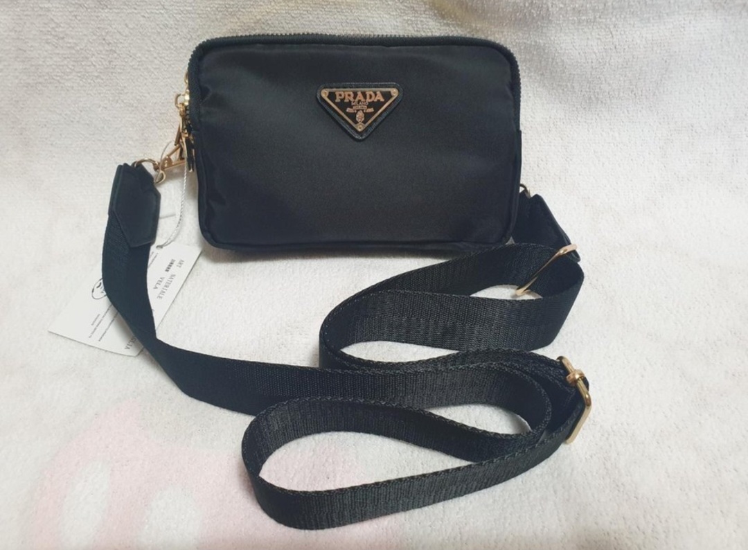 프라다 기프트 크로스백