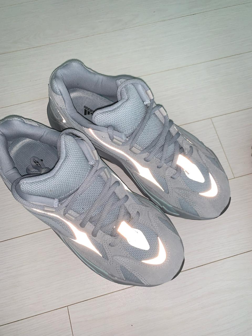 이지부스트700 265