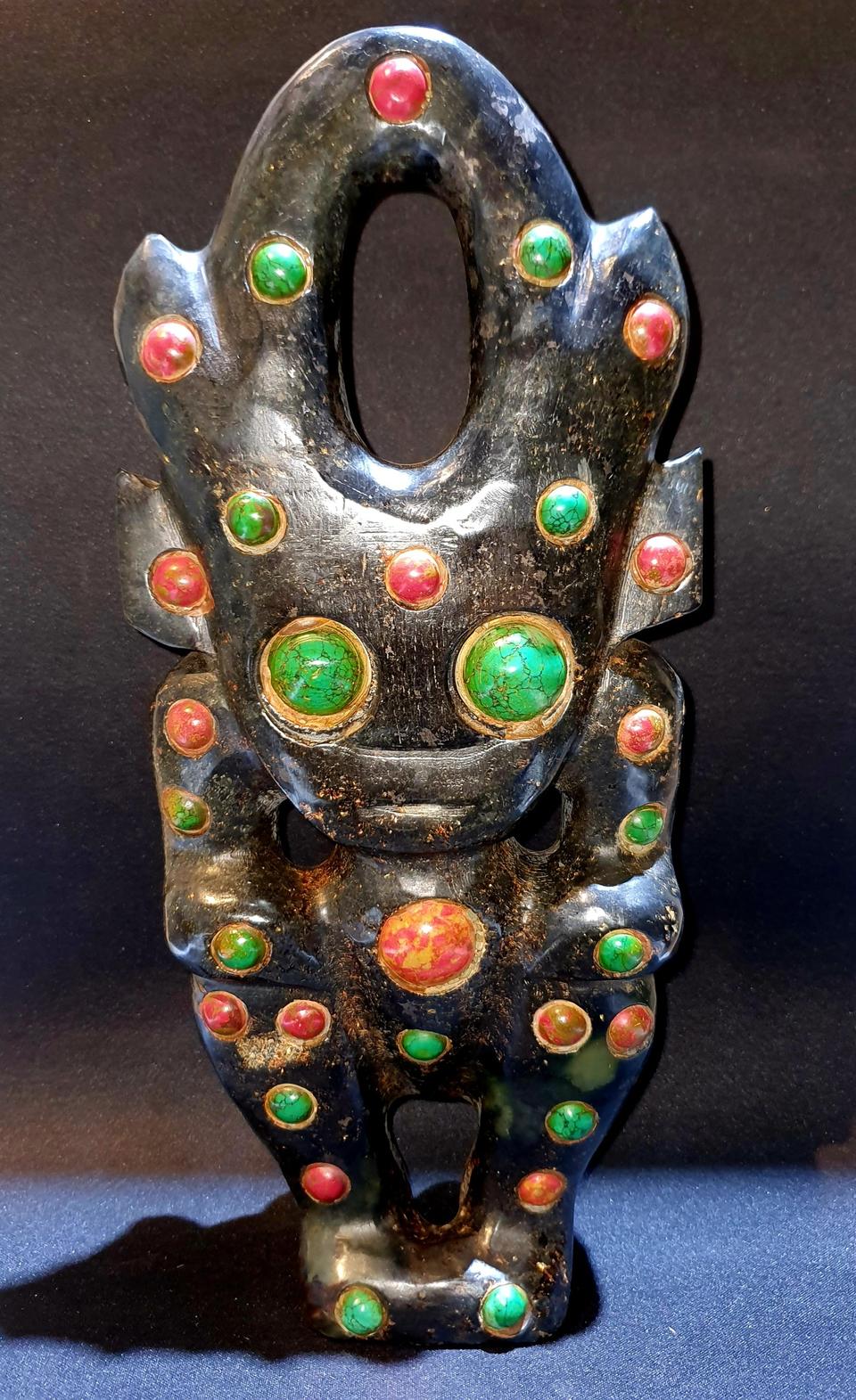 홍산문화 흑피옥 원석 장식