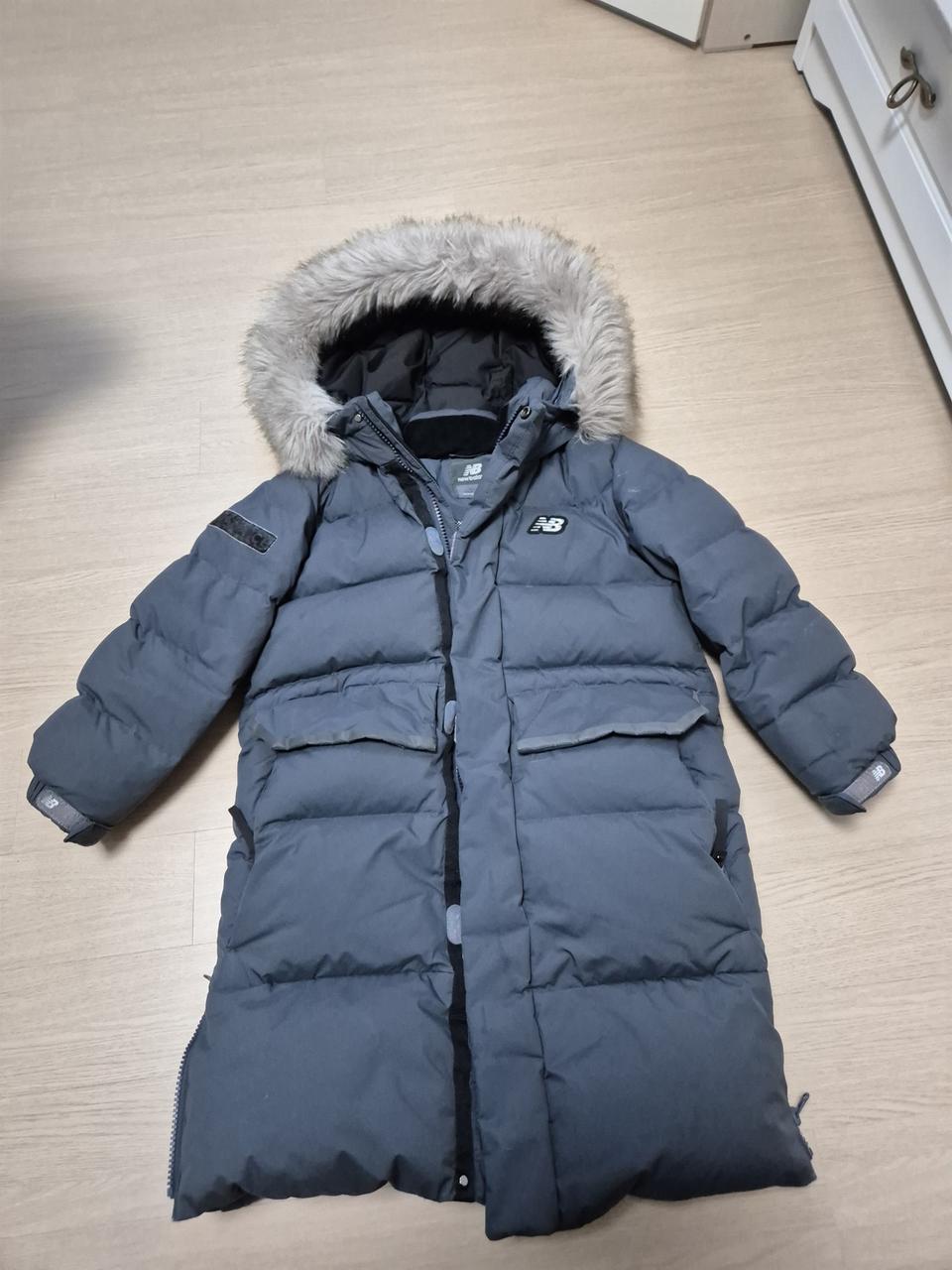 뉴발란스 구스패딩 120.  겨울패딩