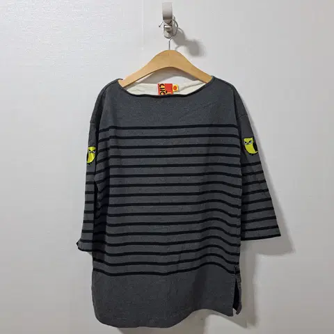 럭키슈에뜨 여성 7부 티셔츠 Free