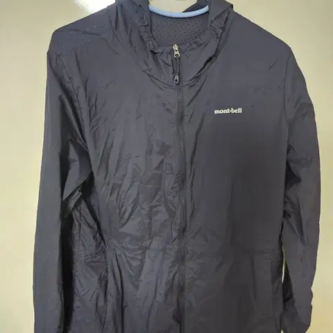 몽벨 바람막이 후드집업 네이비 L 여성 매장판 새상품급