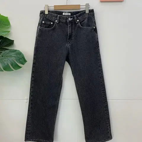 인스턴트 데님 블랙 워싱 청바지 28