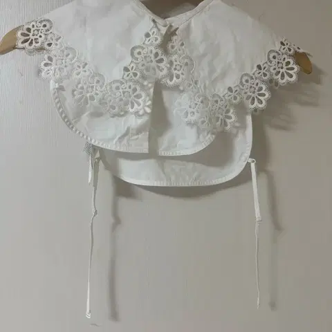 한섬 오즈세컨 블라우스 카라