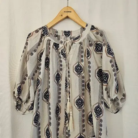 에스닉 태슬 린넨 블라우스 (새옷)