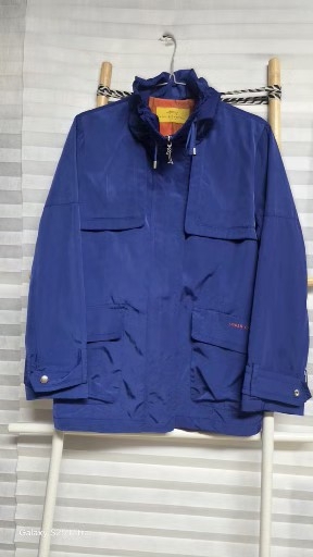 루이까스텔 블루 바람막이 점퍼