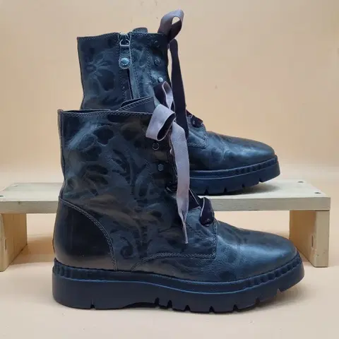 제옥스 여성부츠 235