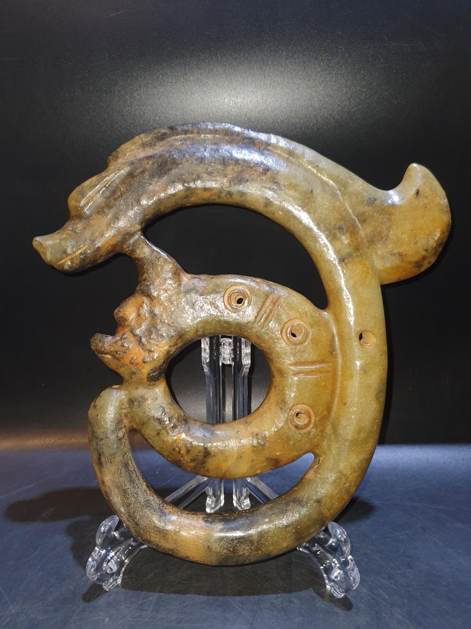 홍산문화 C룡 저룡 조각품