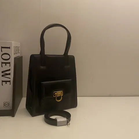 FERRAGAMO/빈티지 페레가모 블랙 레더 간치니 스몰 토트백/투웨이백