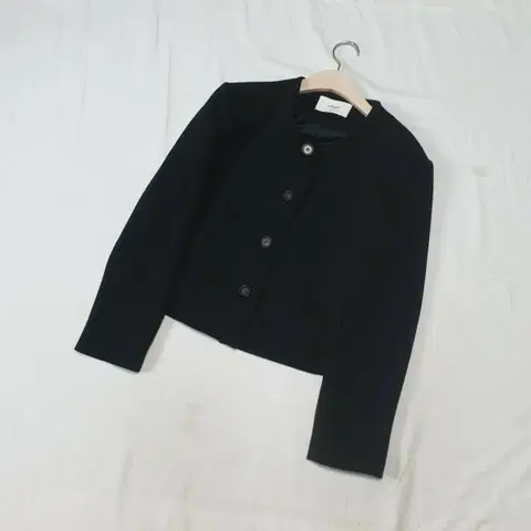 가내스라 오디네르 노카라 블랙 자켓