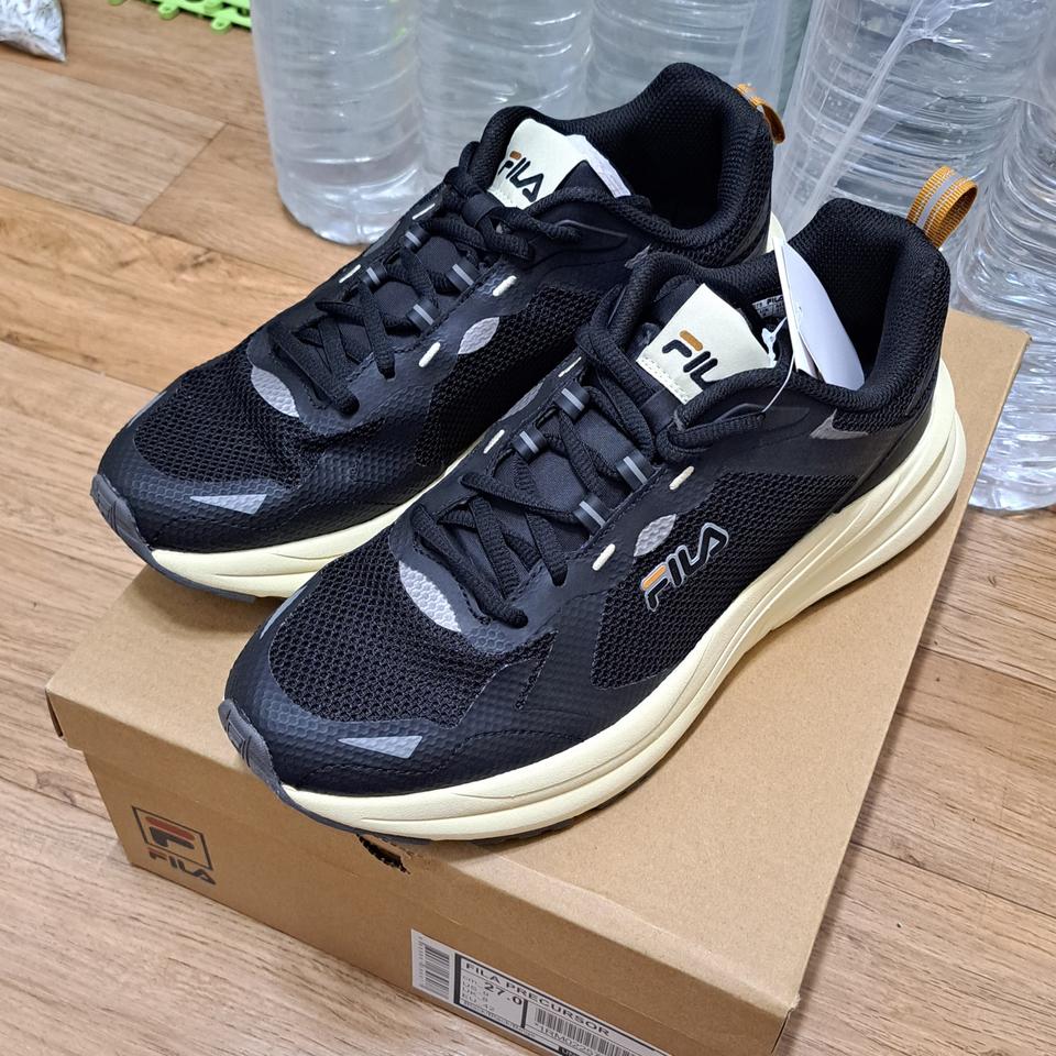 270 휠라 운동화 새상품 36000원