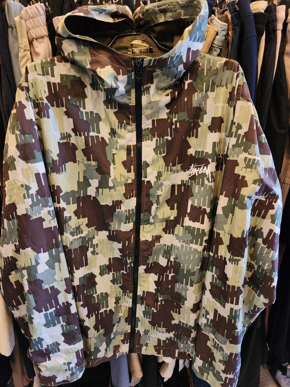 스투시 카모 후드 바람막이