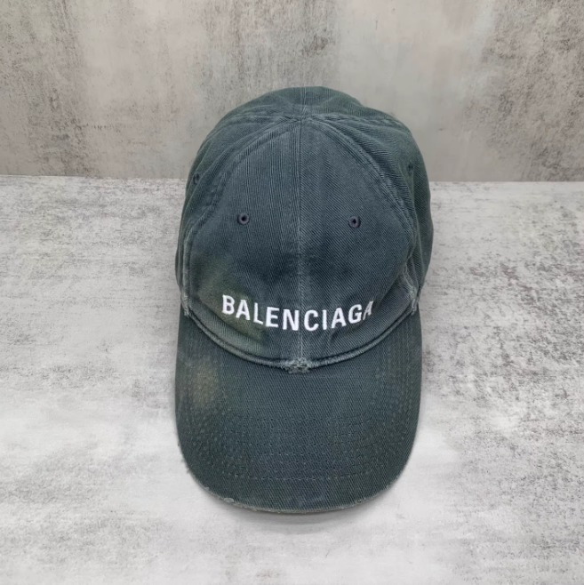 발렌시아가 모자