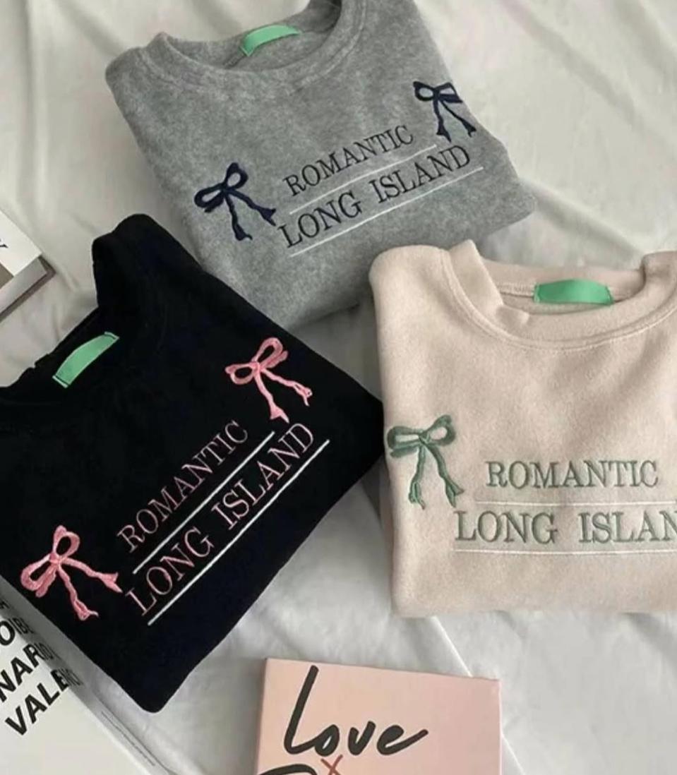 리본자수 후리스 맨투맨