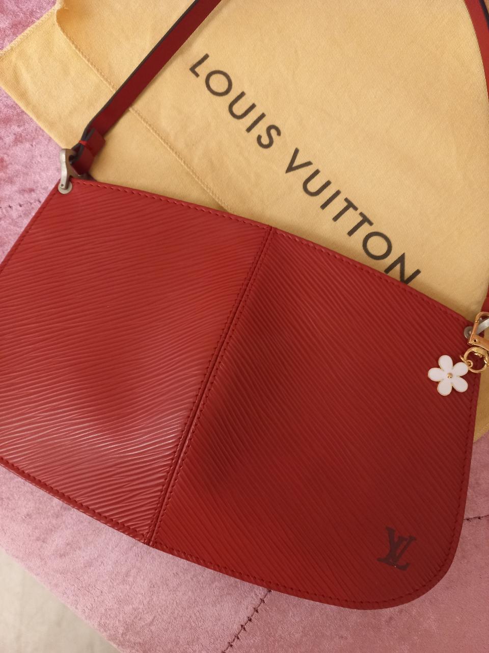 정품 > 루이비통 에피 데미룬 미니백