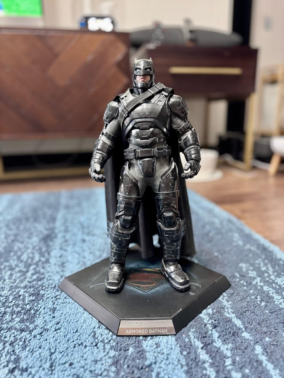 핫토이 아머드 배트맨 블랙크롬