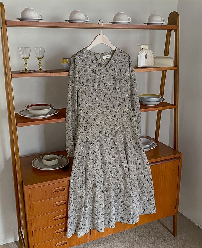 로미스토리 카키 그레이 플라워 롱원피스