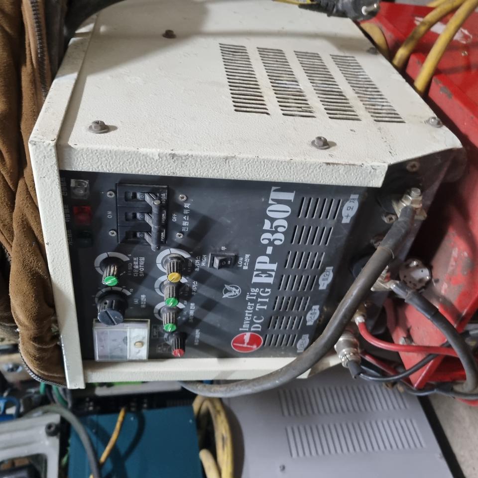 이글프로젝트 알곤용접기 350A 28만원