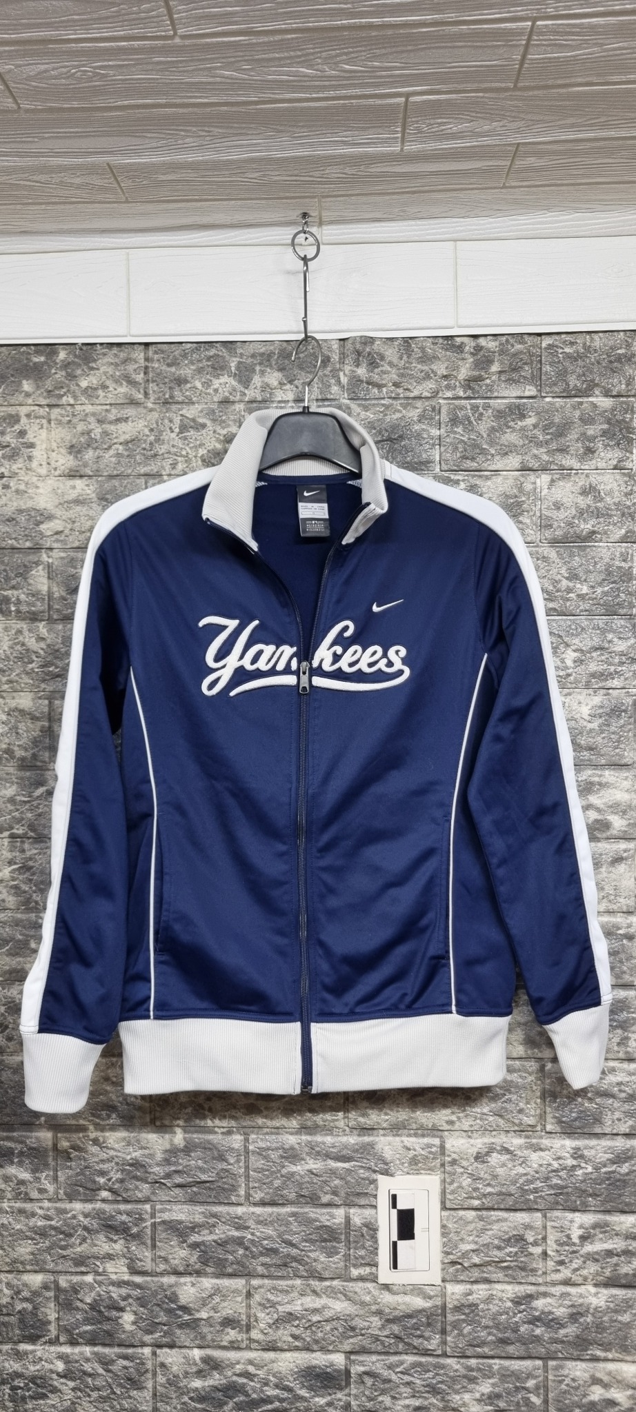 나이키 양키스 짚업져지