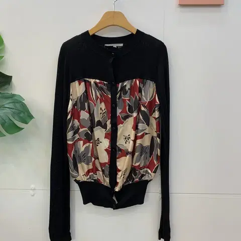 막스마라 스포트막스 실크 가디건 55