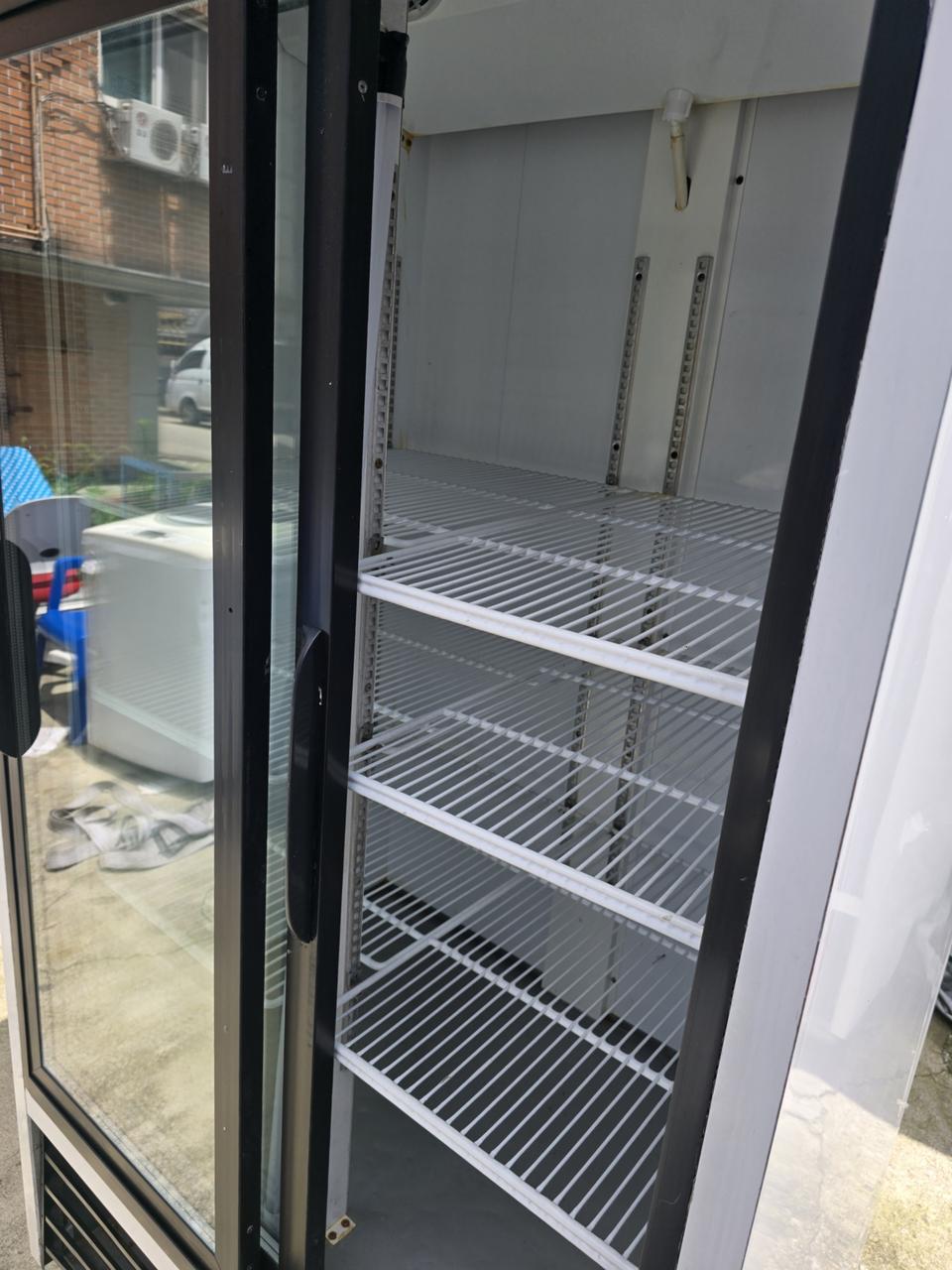 45박스 올스턴 올냉동고90만. 반반. 90만