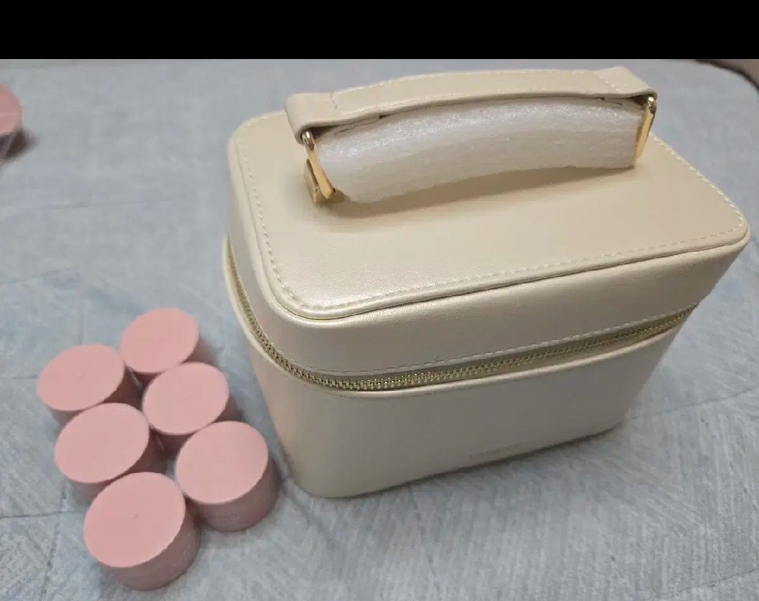 라네즈 파우치 가방+슬리핑마스크 60ml