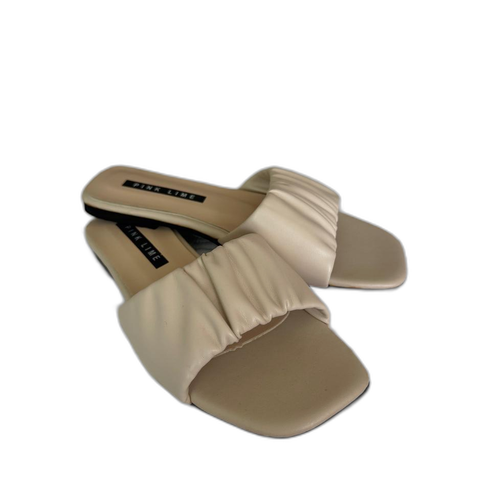 새상품 240 스퀘어 셔링 뮬 슬리퍼