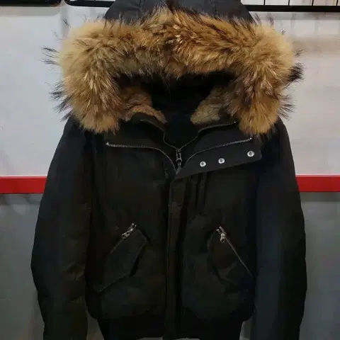 정품 맥케이지 딕슨 패딩 38