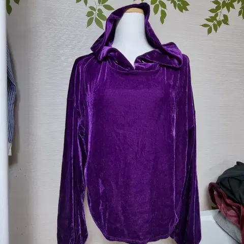 힙한 자라 벨벳 퍼플 후드티