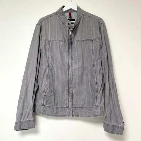 트루사르디 점퍼